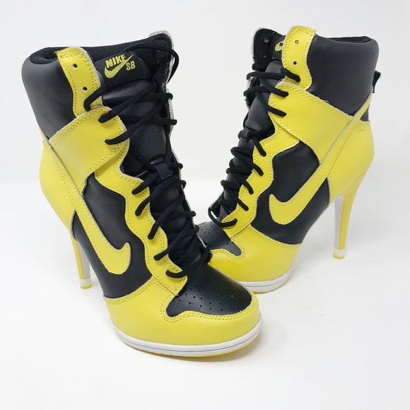 nike high heel dunks